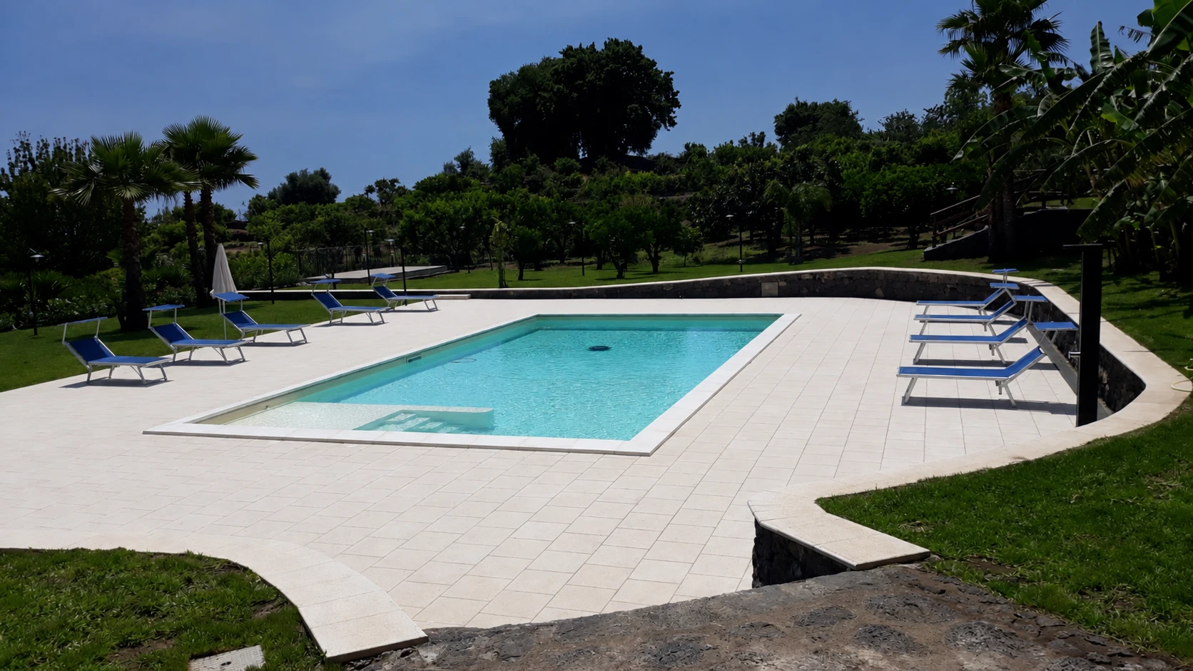 Mascali (CT)  Piscina